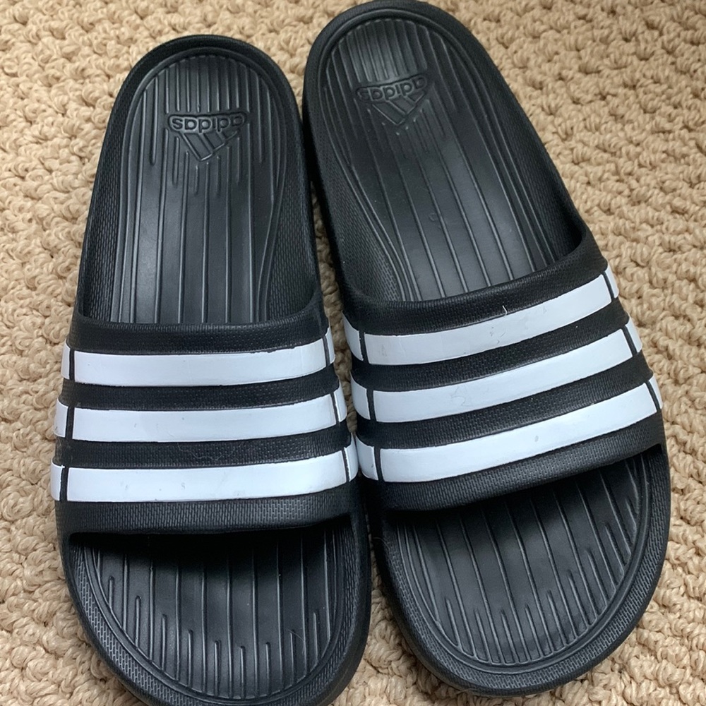 Adidas slides kids
